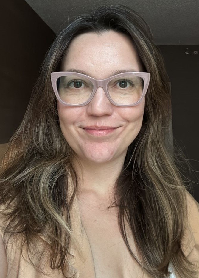 Prof. Dr. Ana Luiza de França Sá