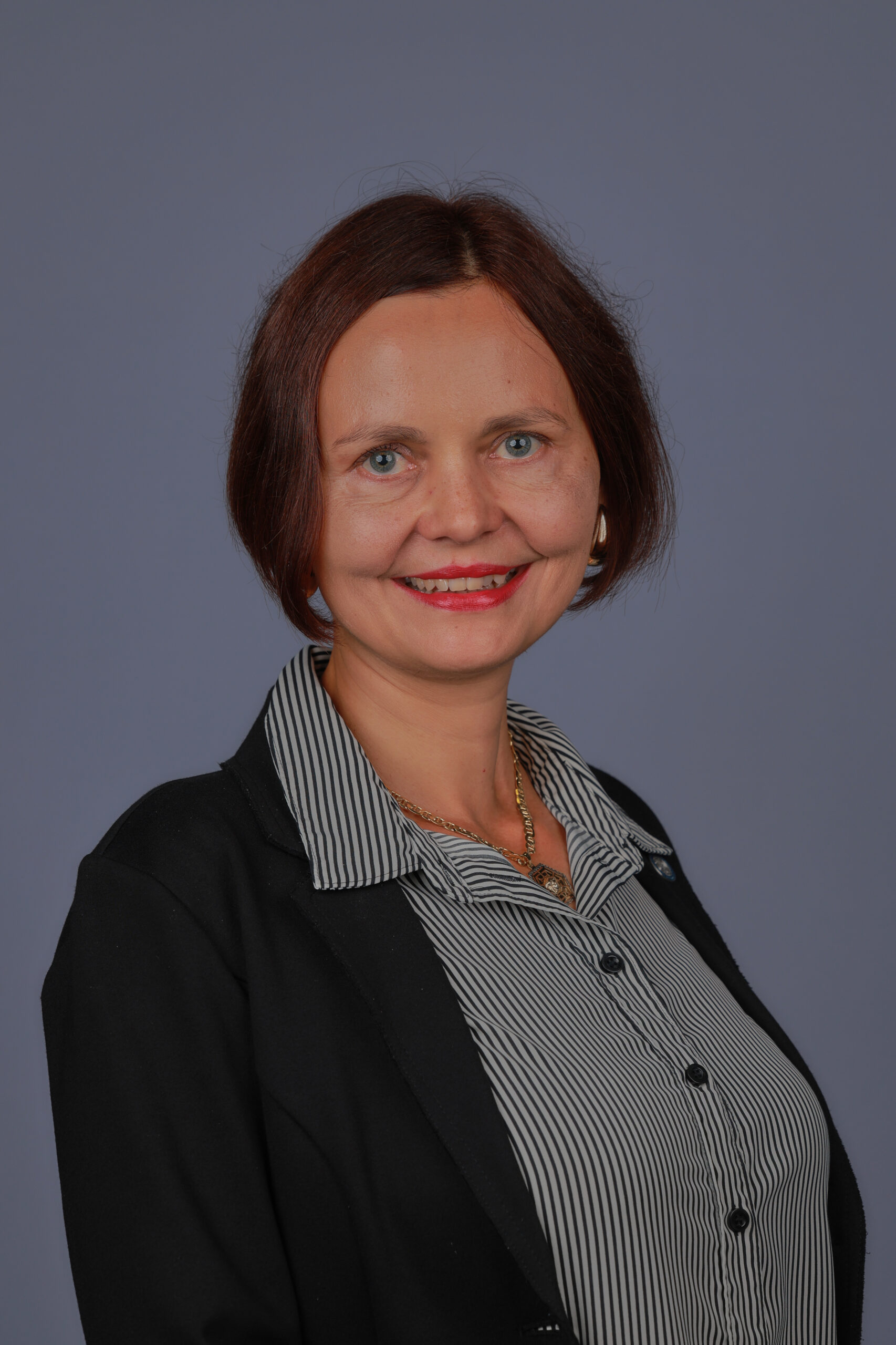 Dr. Laura Dryjanska